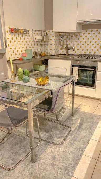 Вилла A Casa Di Gin Milano Экстерьер фото
