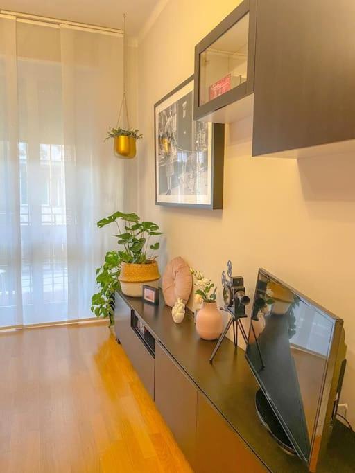 Вилла A Casa Di Gin Milano Экстерьер фото